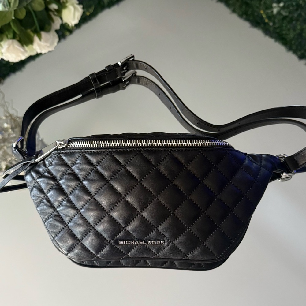 Michael Kors Authentic - image 8